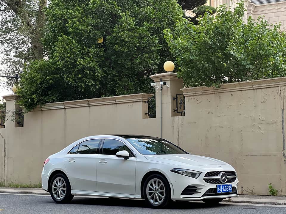 Mercedes-Benz Class A Mercedes-Benz Class A