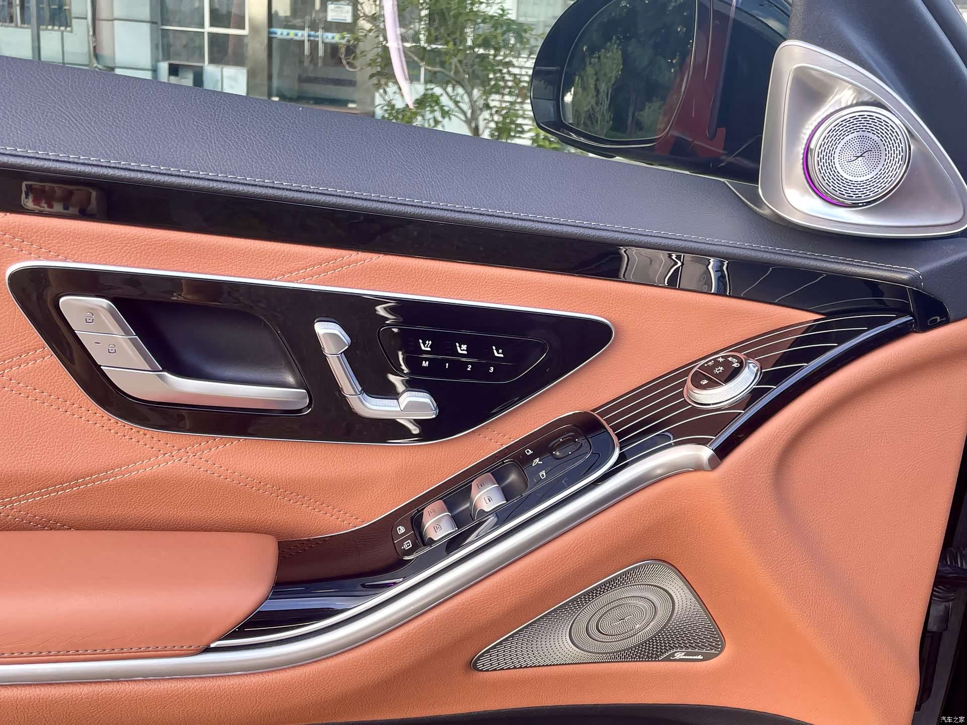 Maybach S-Class, 2021 8