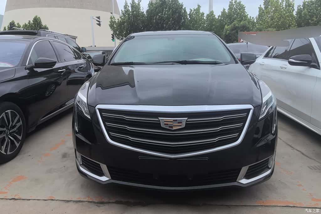 Cadillac XTS, 2018 2