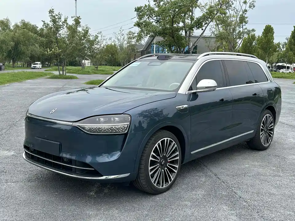 AITO Ask the world M9