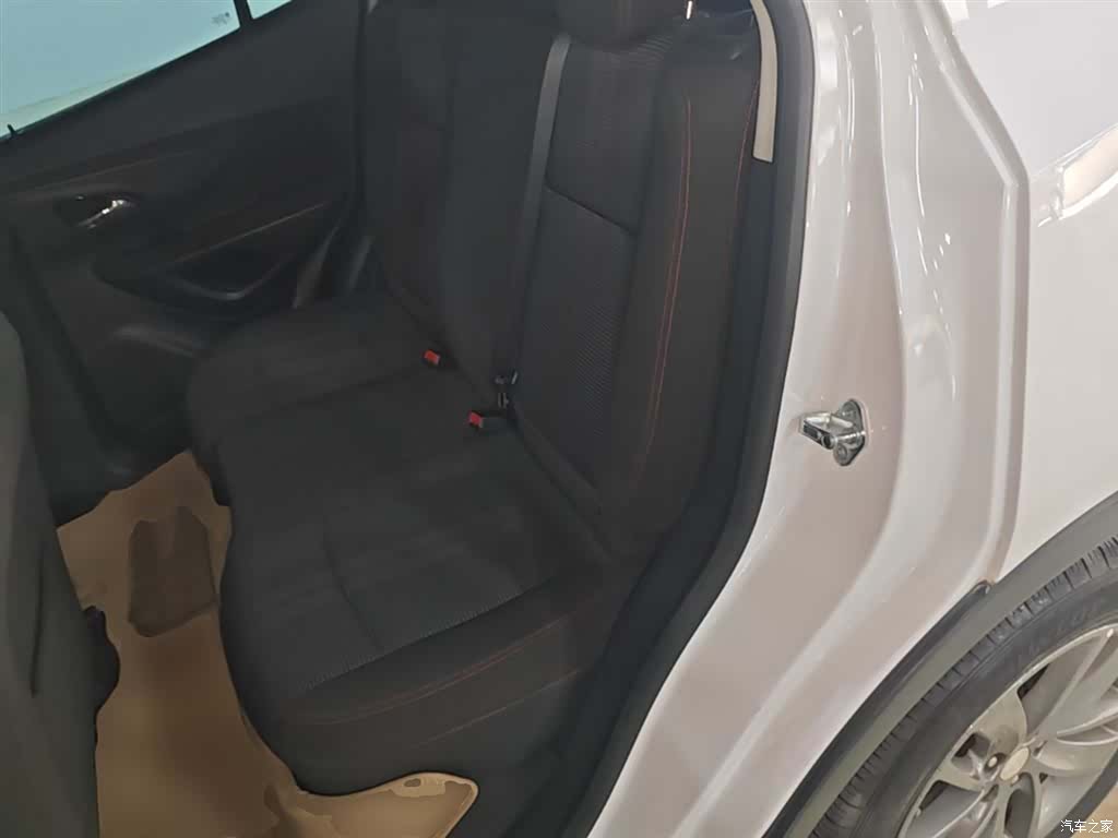 Buick Encore, 2017 17