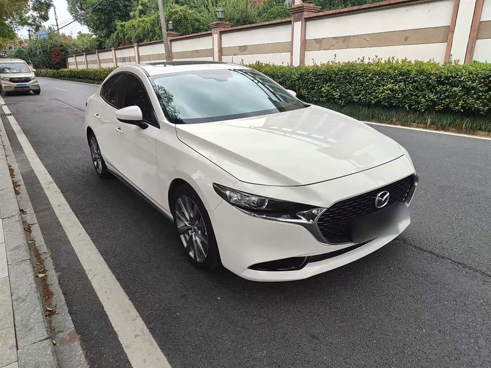 Mazda 3 Angkesaila