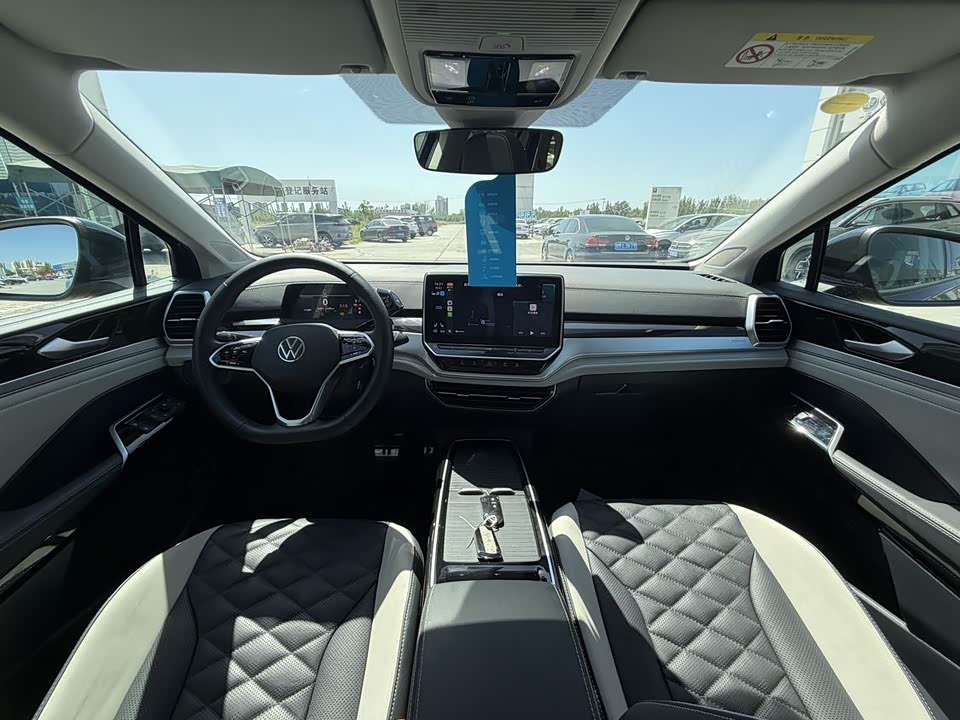 Volkswagen ID.6 CROZZ