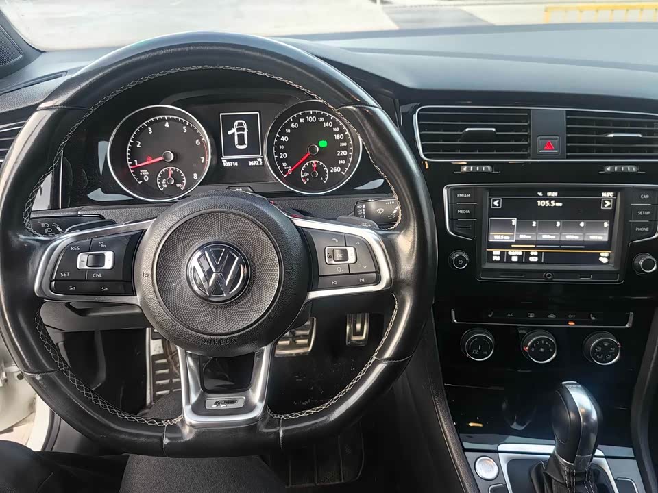 Volkswagen golf