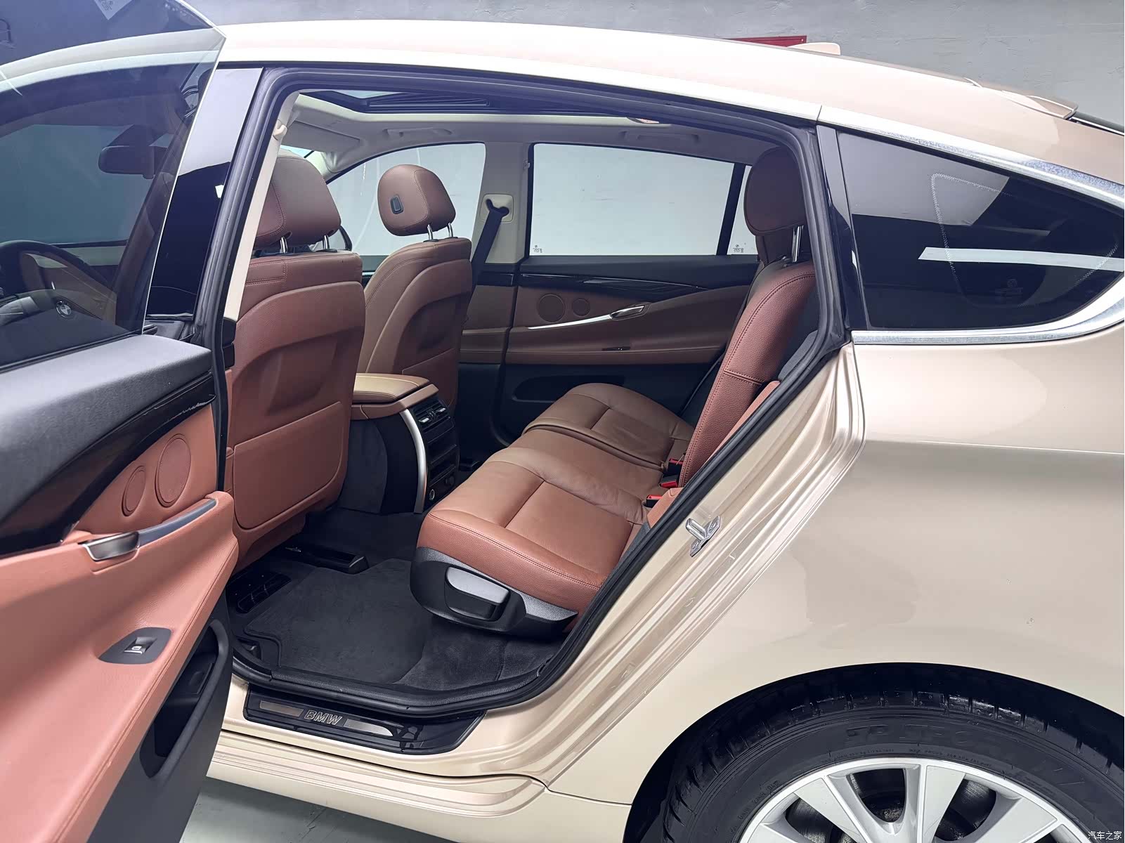 BMW 5 Series, 2014 10