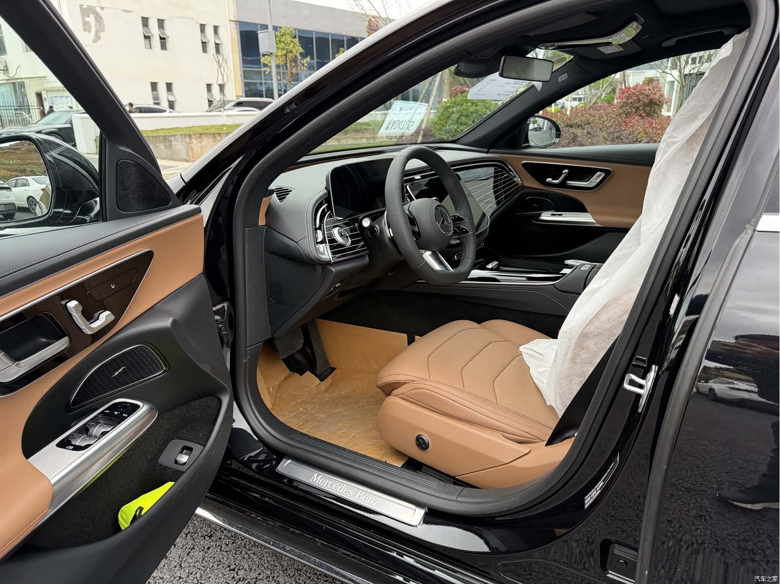 Mercedes-Benz E-Class, 2026 4