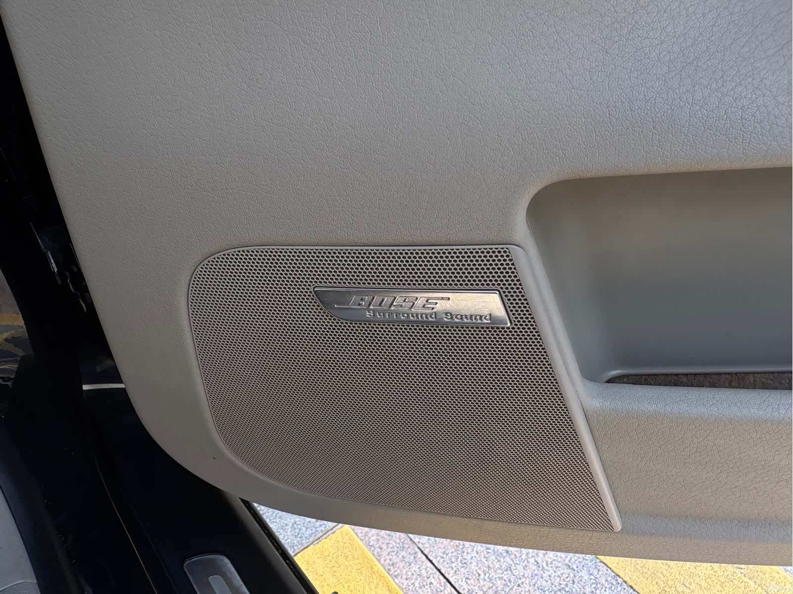 Audi A6L, 2010 24