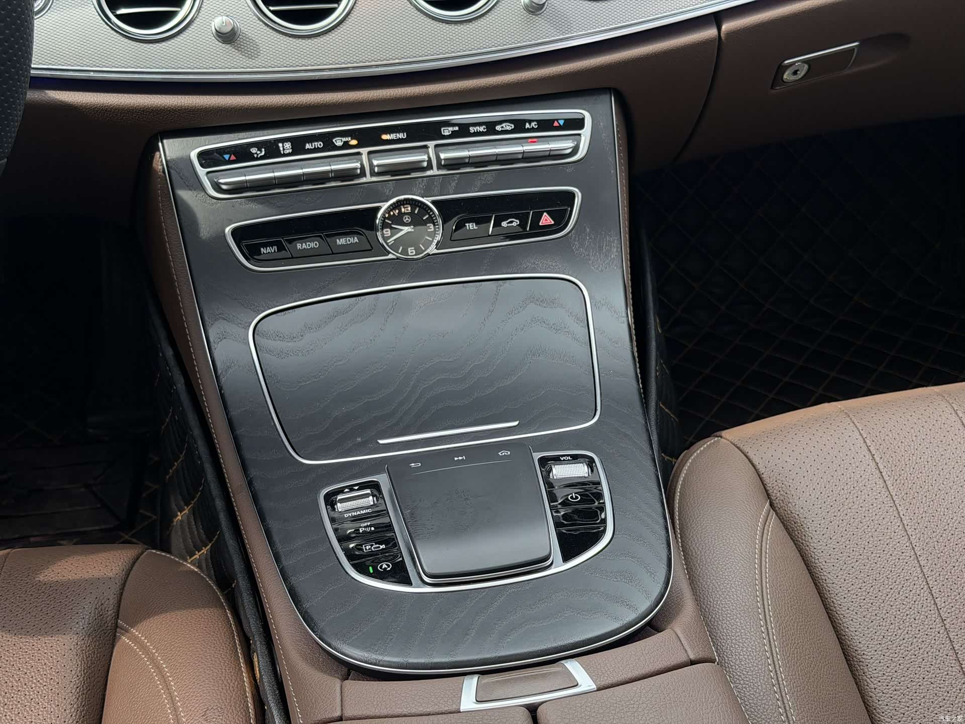 Mercedes-Benz E-Class, 2018 15