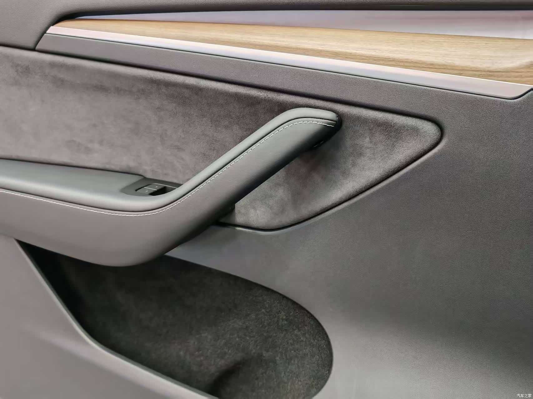 Tesla Model Y, 2021 10