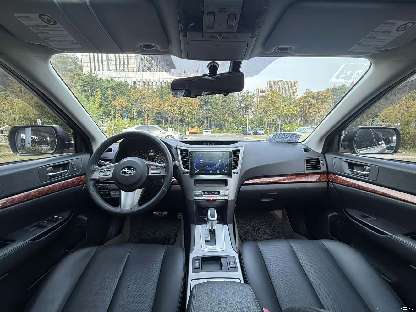 Subaru Outback, 2010 8