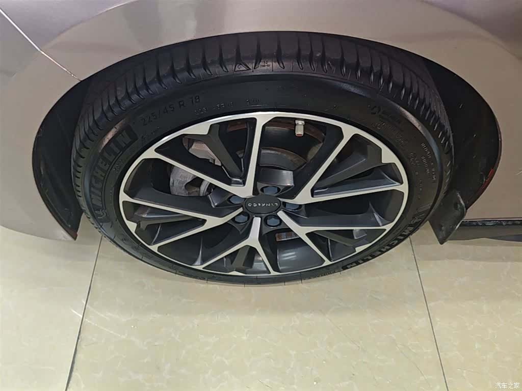 Lynk & Co 01, 2020 23