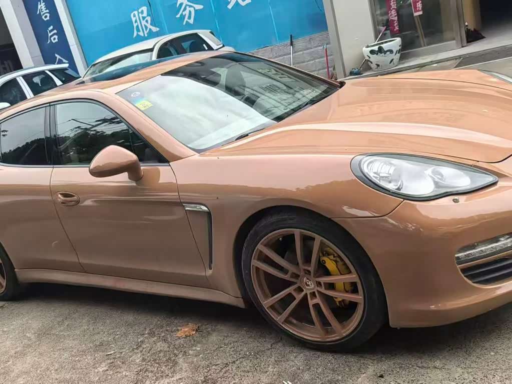 Porsche Panamera