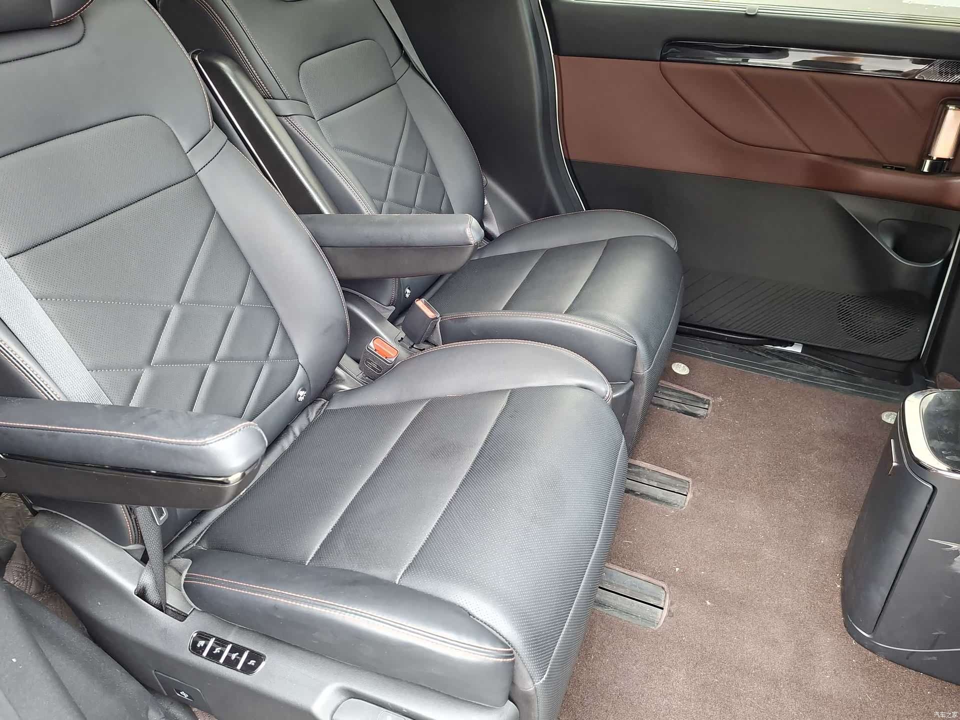 Trumpchi E8, 2024 17