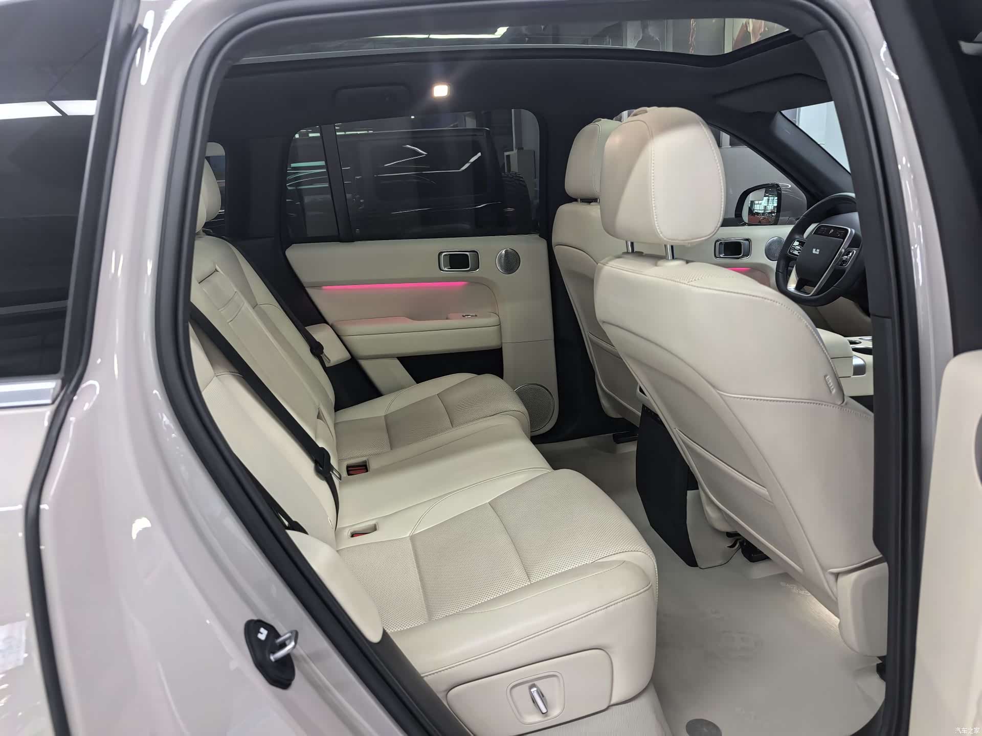 Li Auto L6, 2024 7