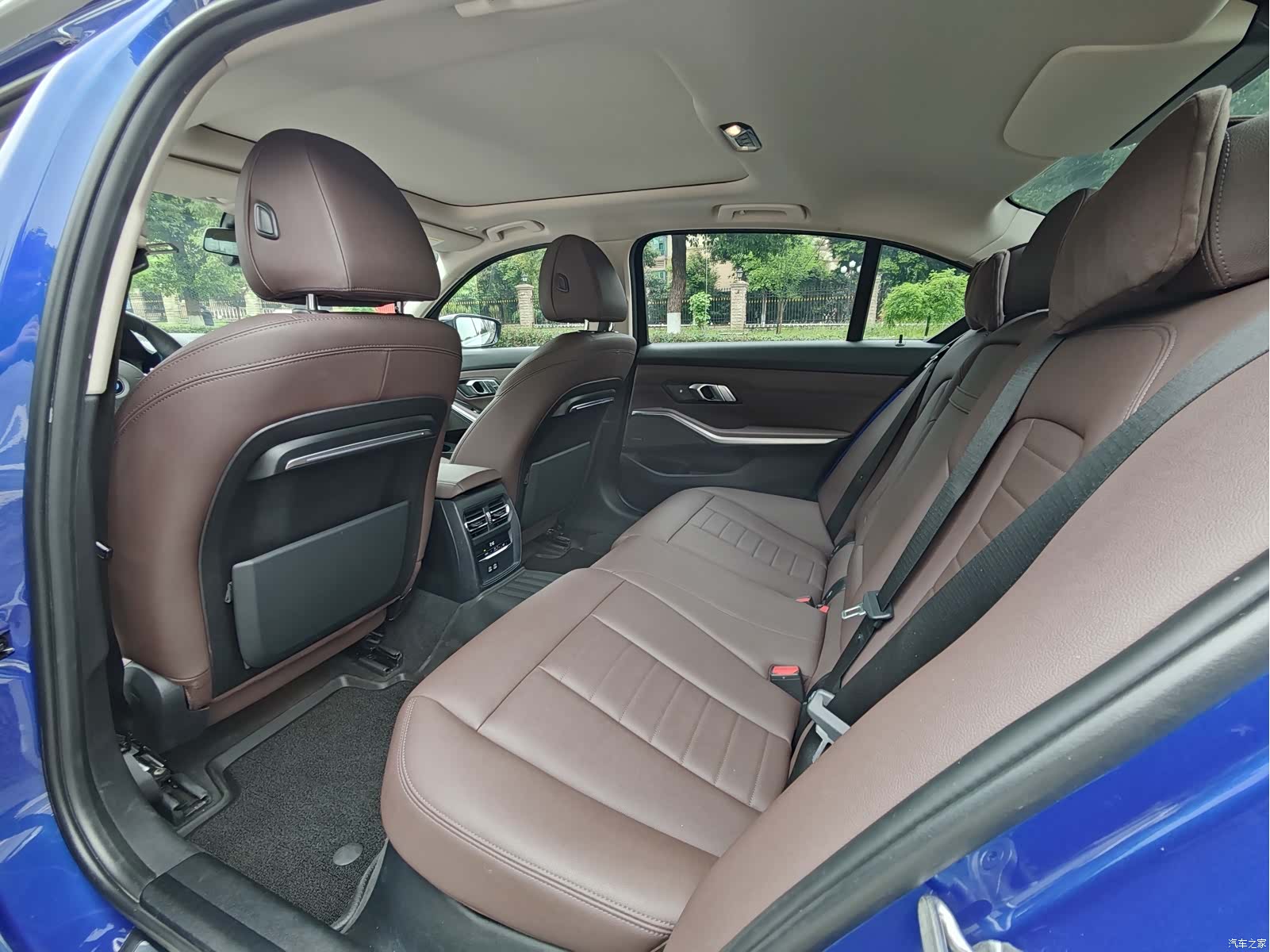 BMW 3 Series, 2021 12