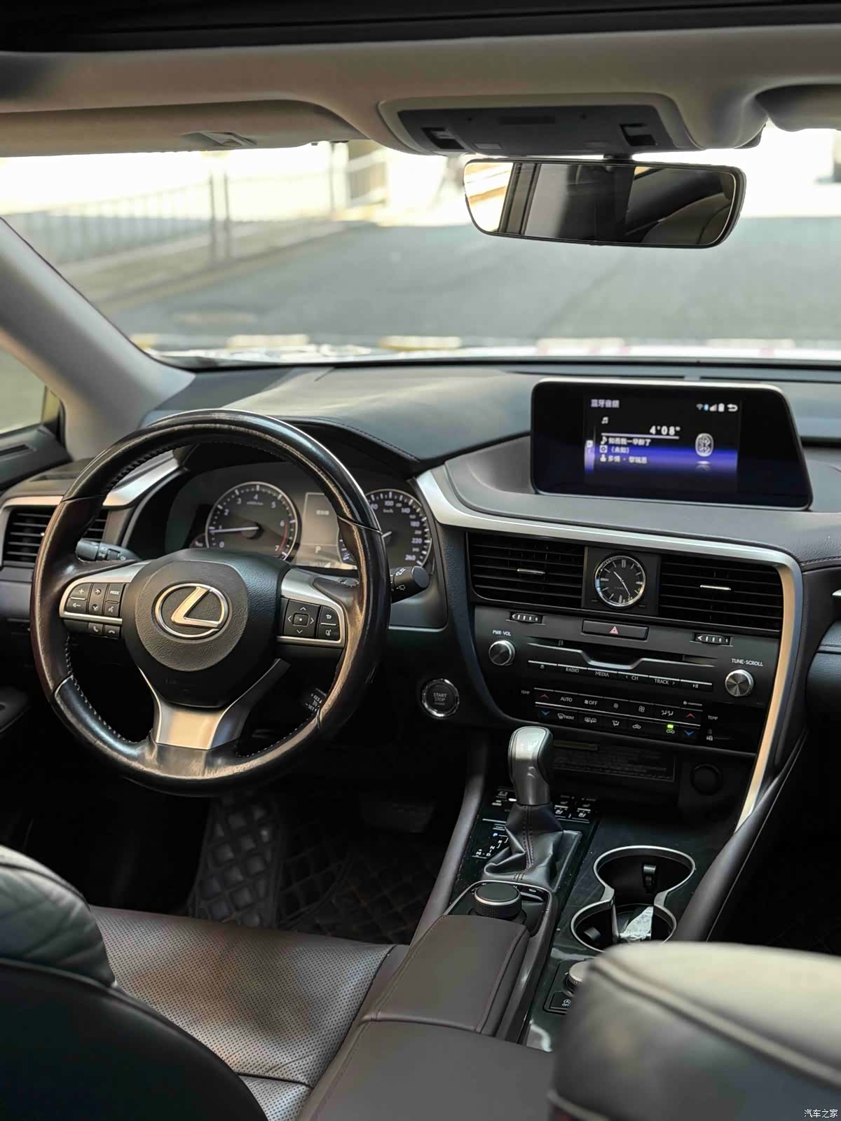 Lexus RX, 2016 15