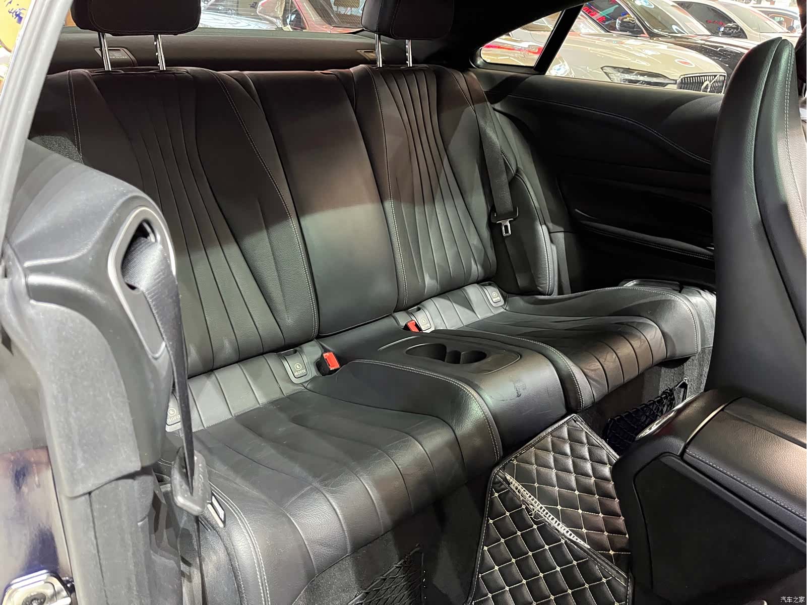 Mercedes-Benz E-Class, 2019 10