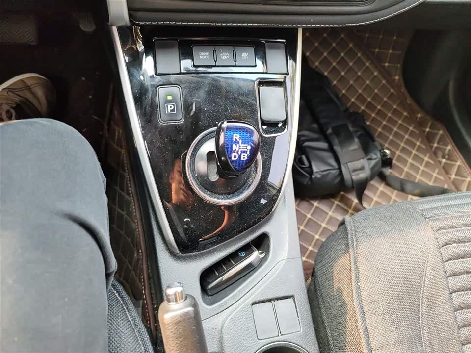 Toyota Corolla dual engine E+