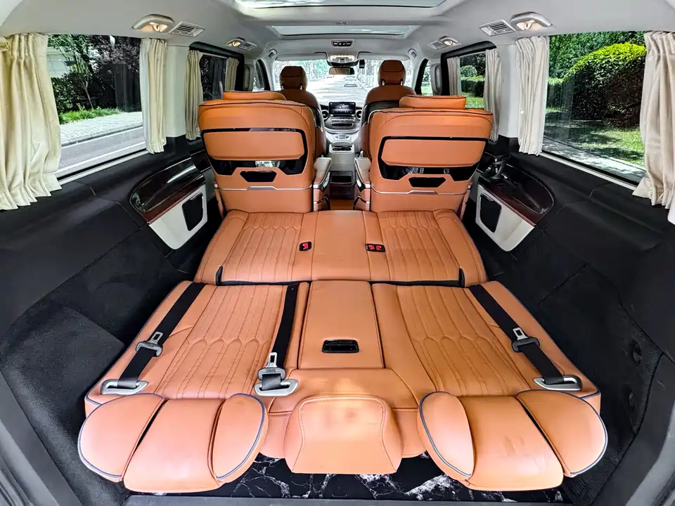 Mercedes-Benz V-class