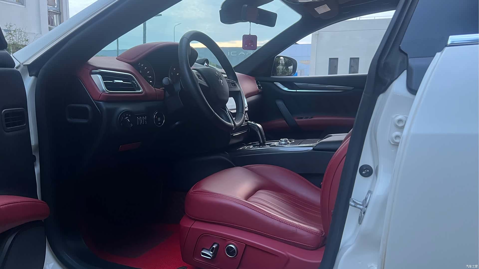 Maserati Ghibli, 2021 4