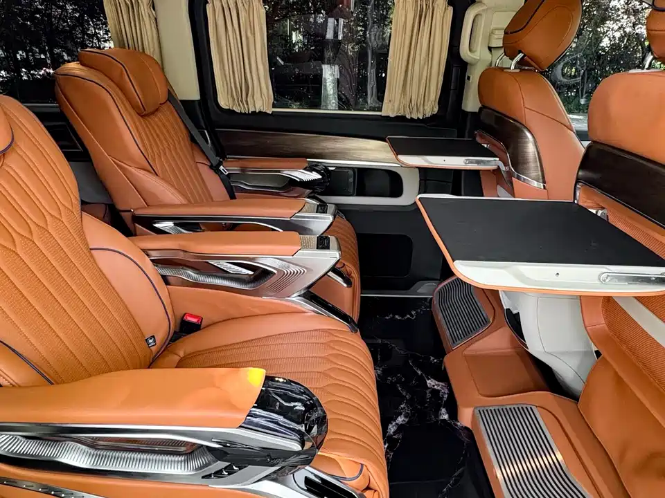 Mercedes-Benz V-class