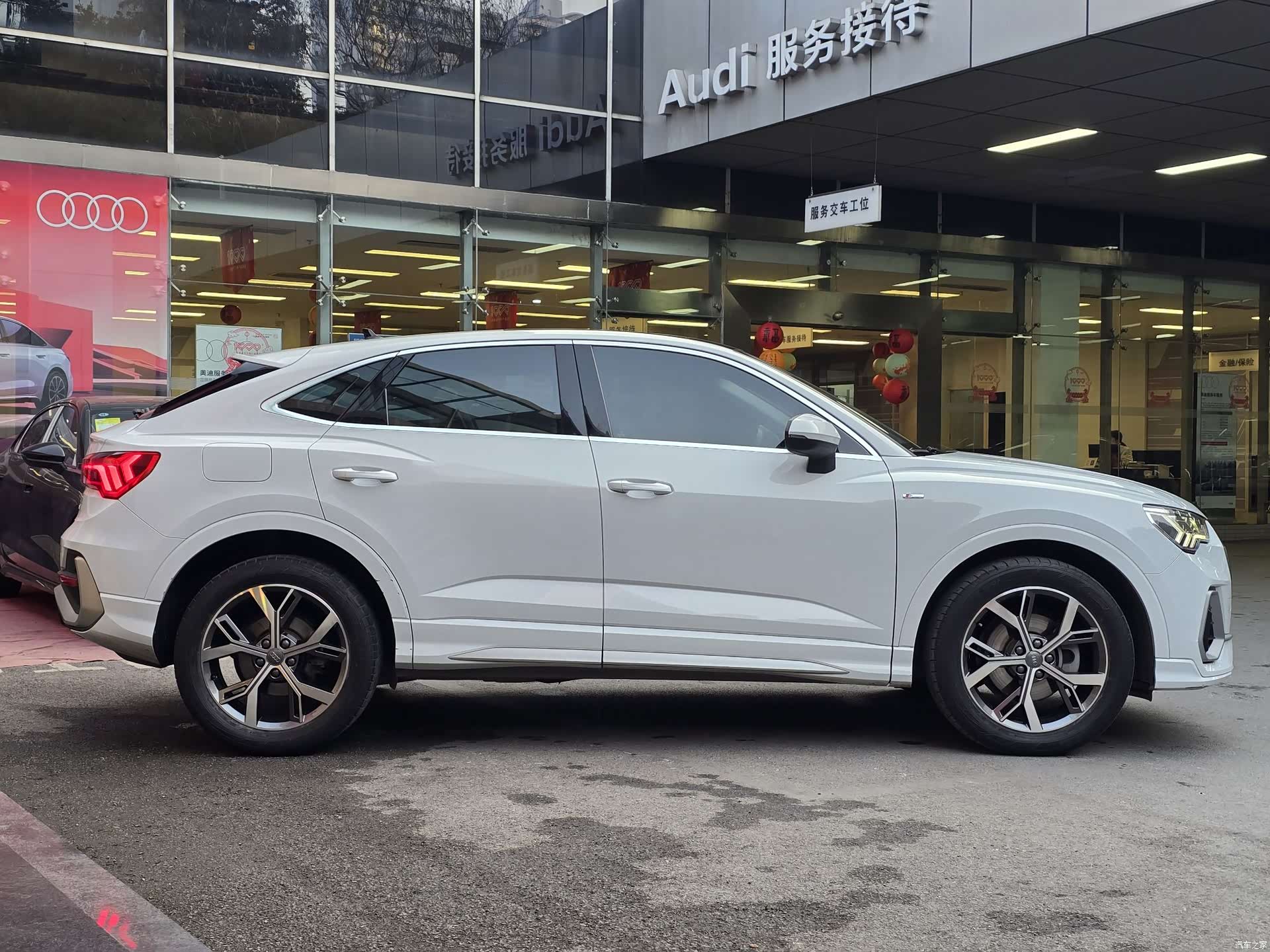 Audi Q3, 2020 все фото