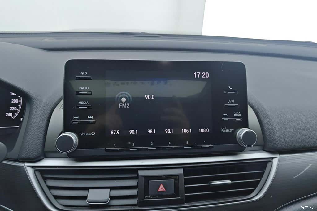 Honda Accord, 2020 13