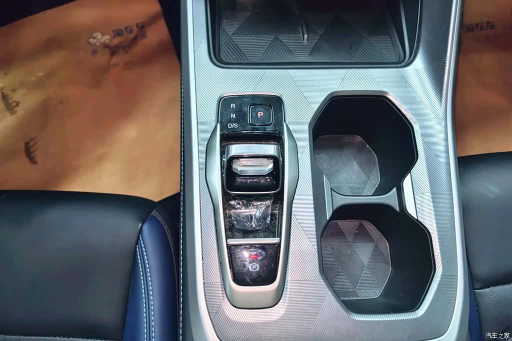 Trumpchi GS3, 2024 16