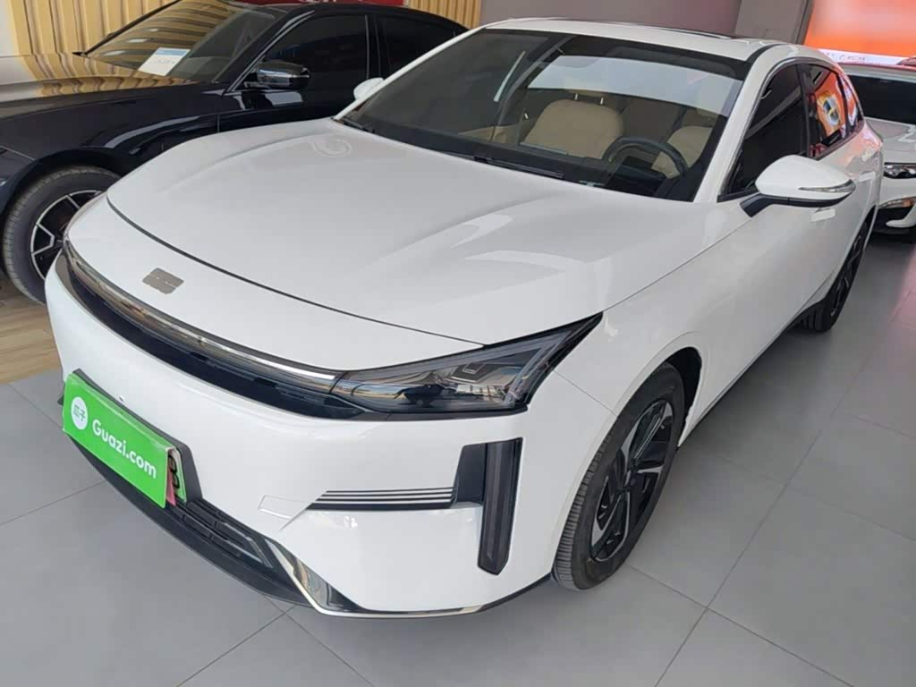 Geely Galaxy L6