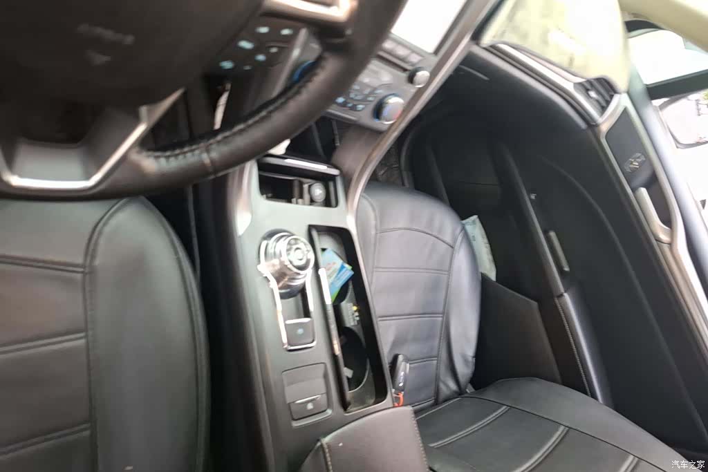 Ford Mondeo, 2017 16