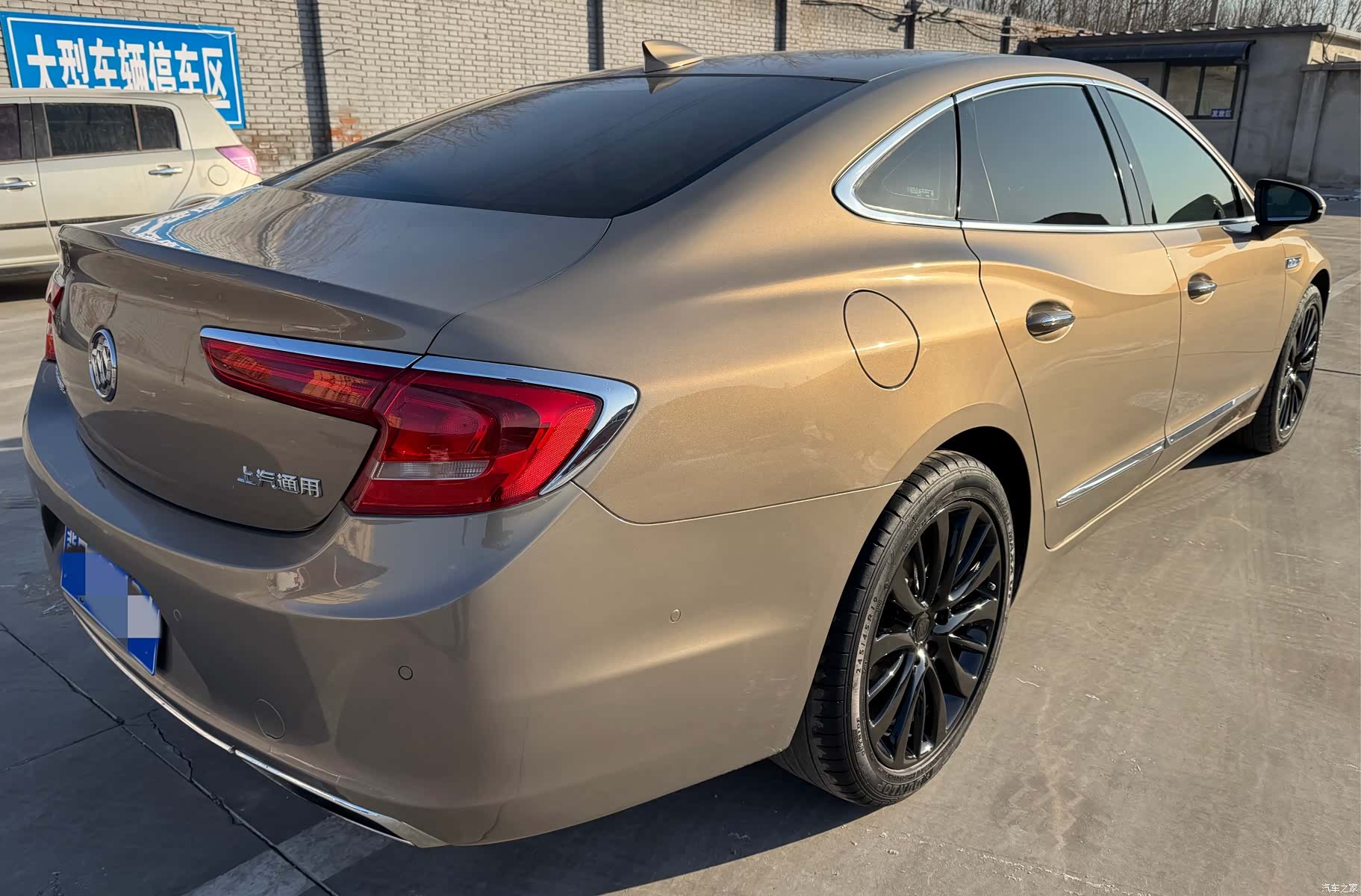 Buick LaCrosse, 2018 все фото