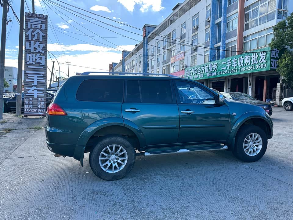 Mitsubishi Pajero Jinchang