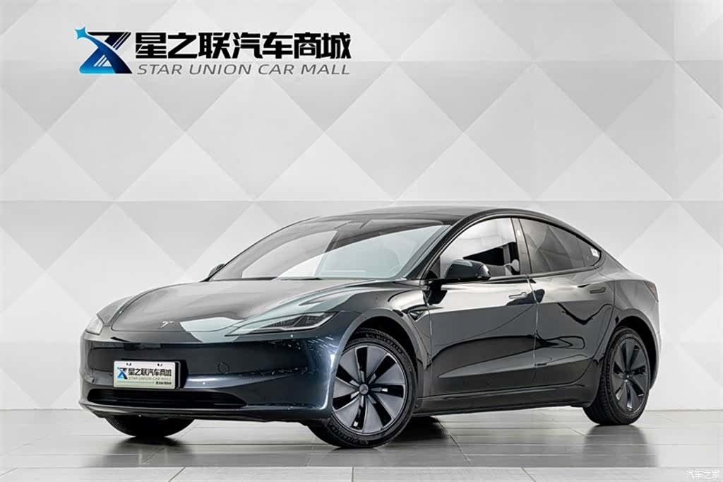 Tesla Model 3, 2024 1
