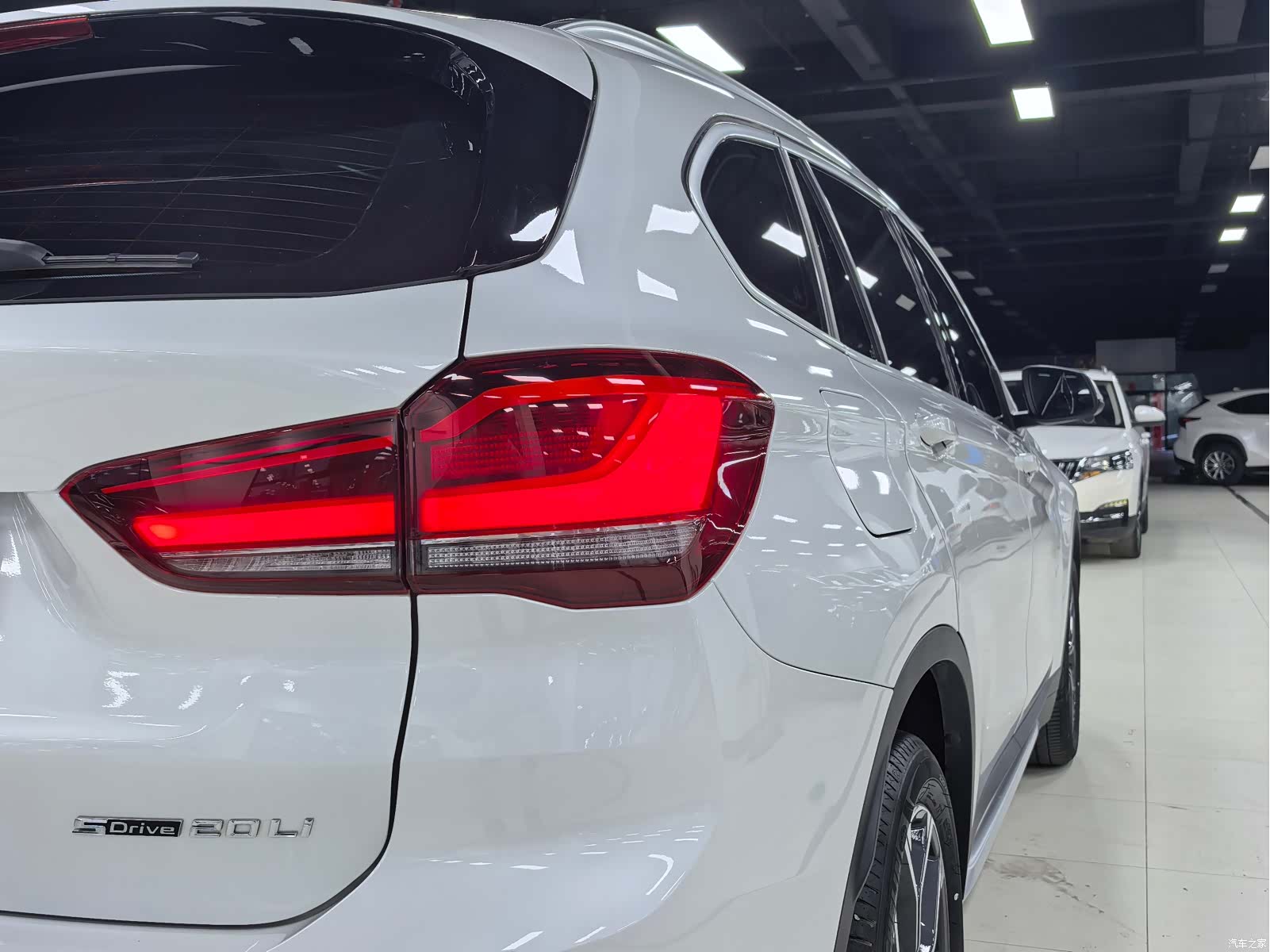 BMW X1, 2022 все фото