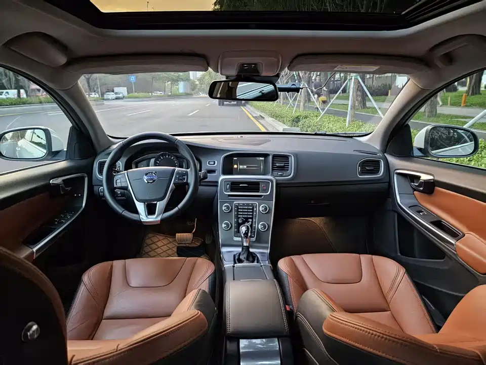 Volvo S60
