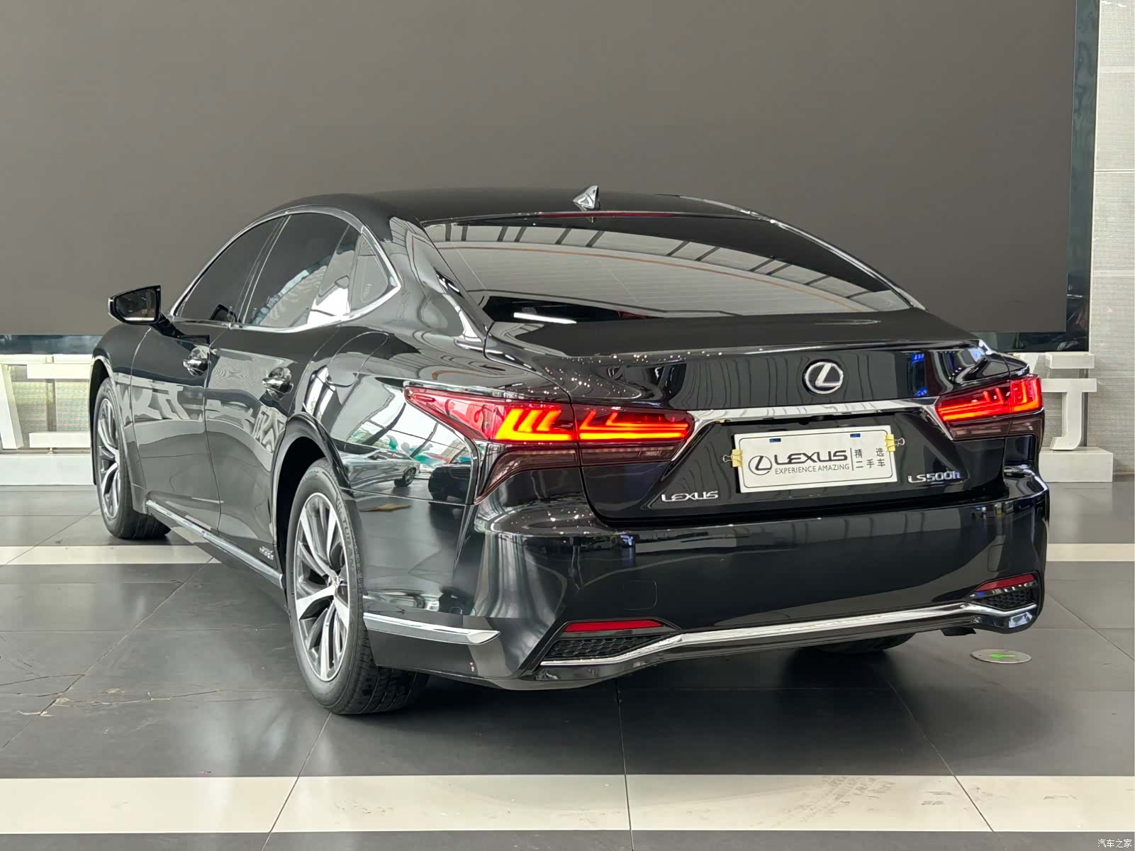 Lexus LS, 2021 все фото