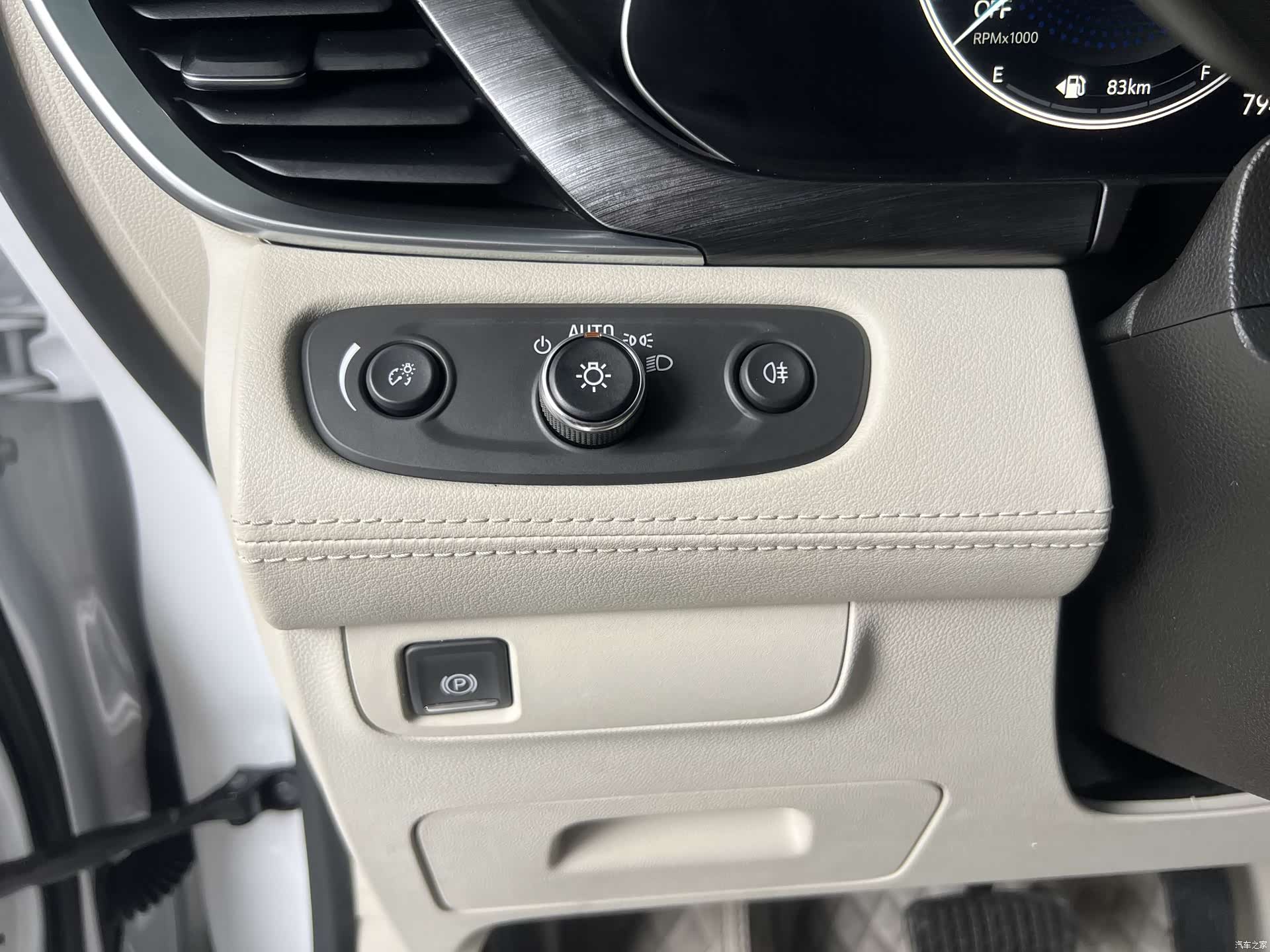 Buick GL8, 2021 8