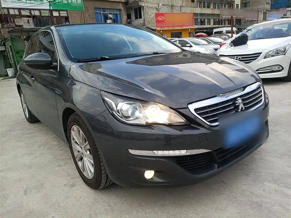 Peugeot 308S