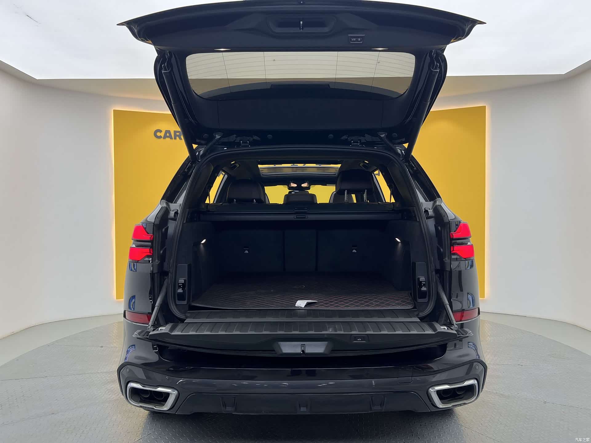 BMW X5, 2024 28