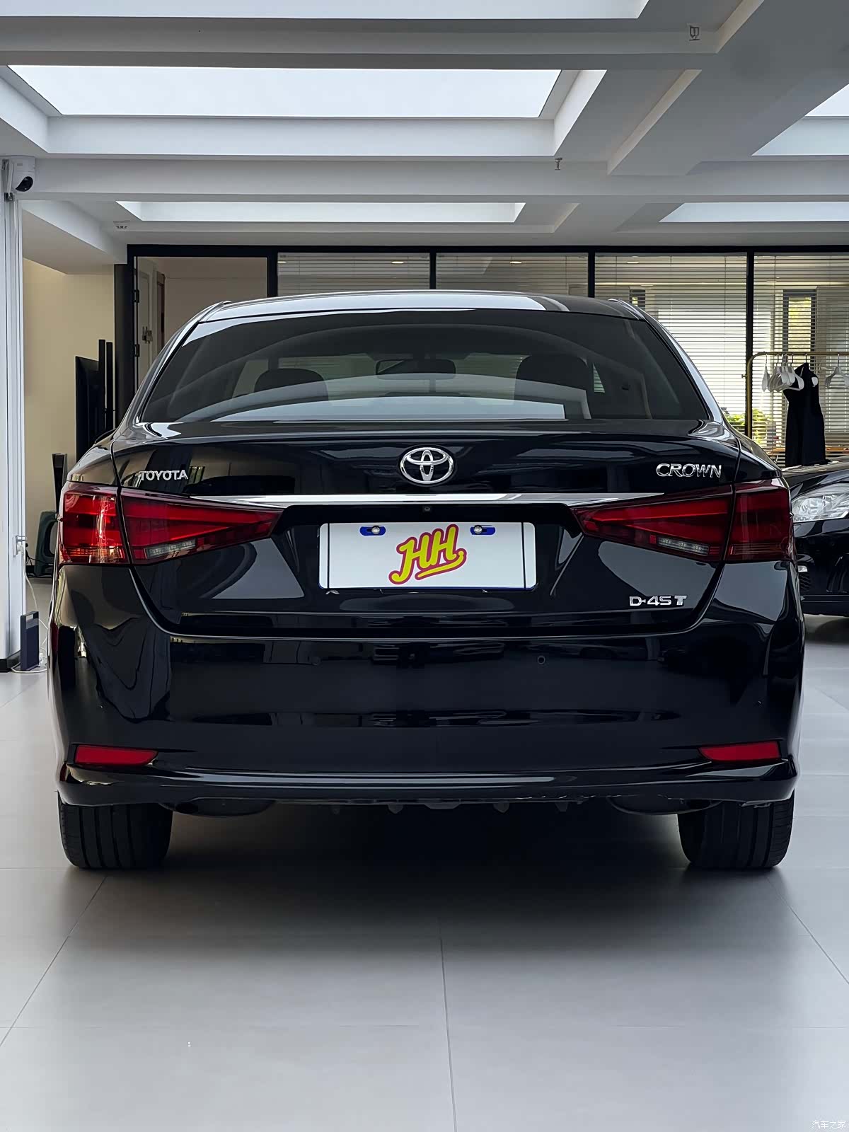 Toyota Crown, 2016 17