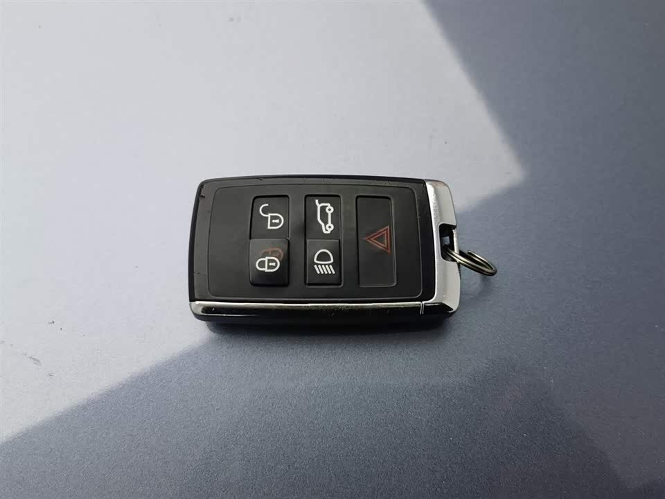 Land Rover Discover sports