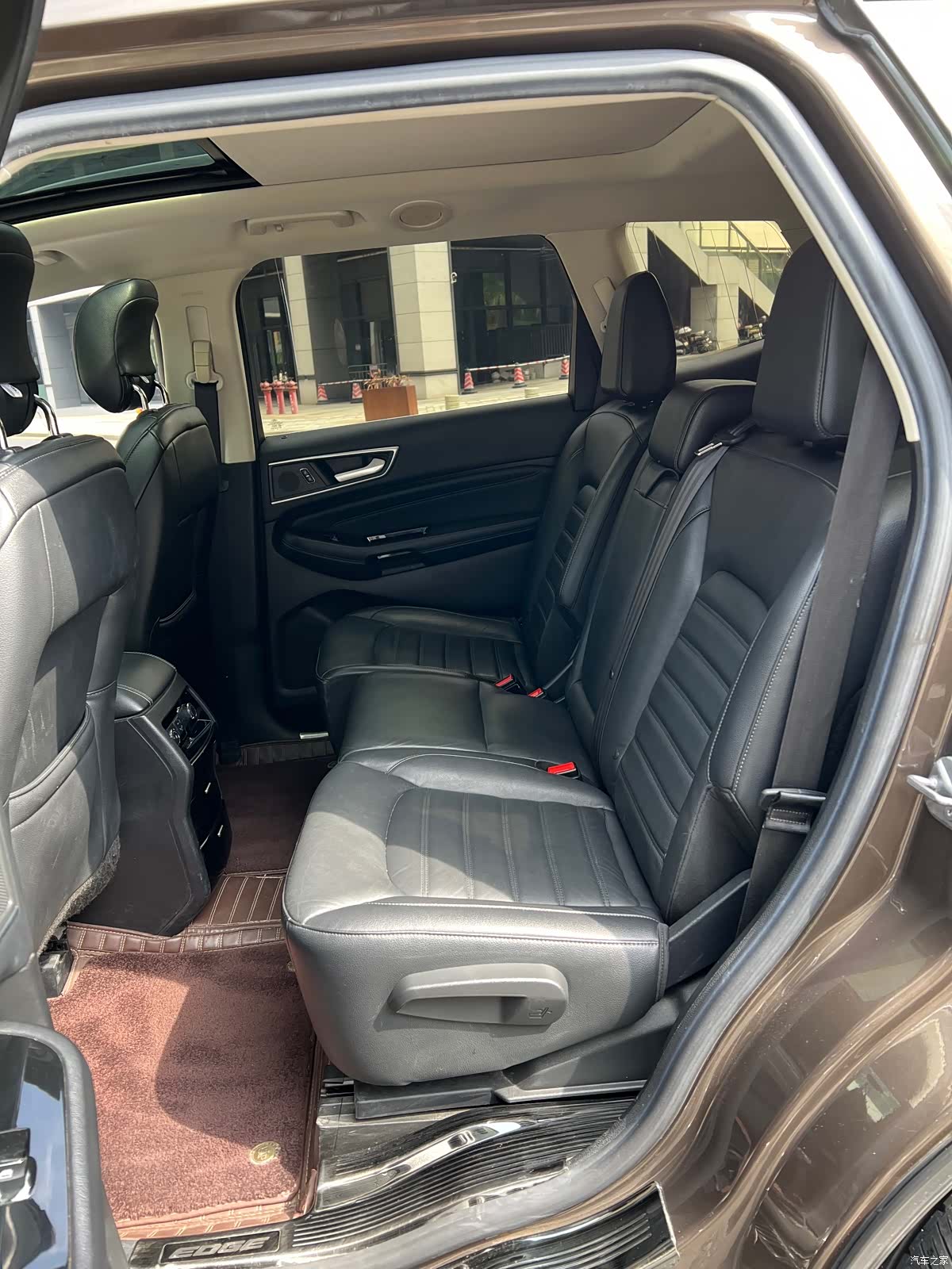 Ford Edge, 2018 10