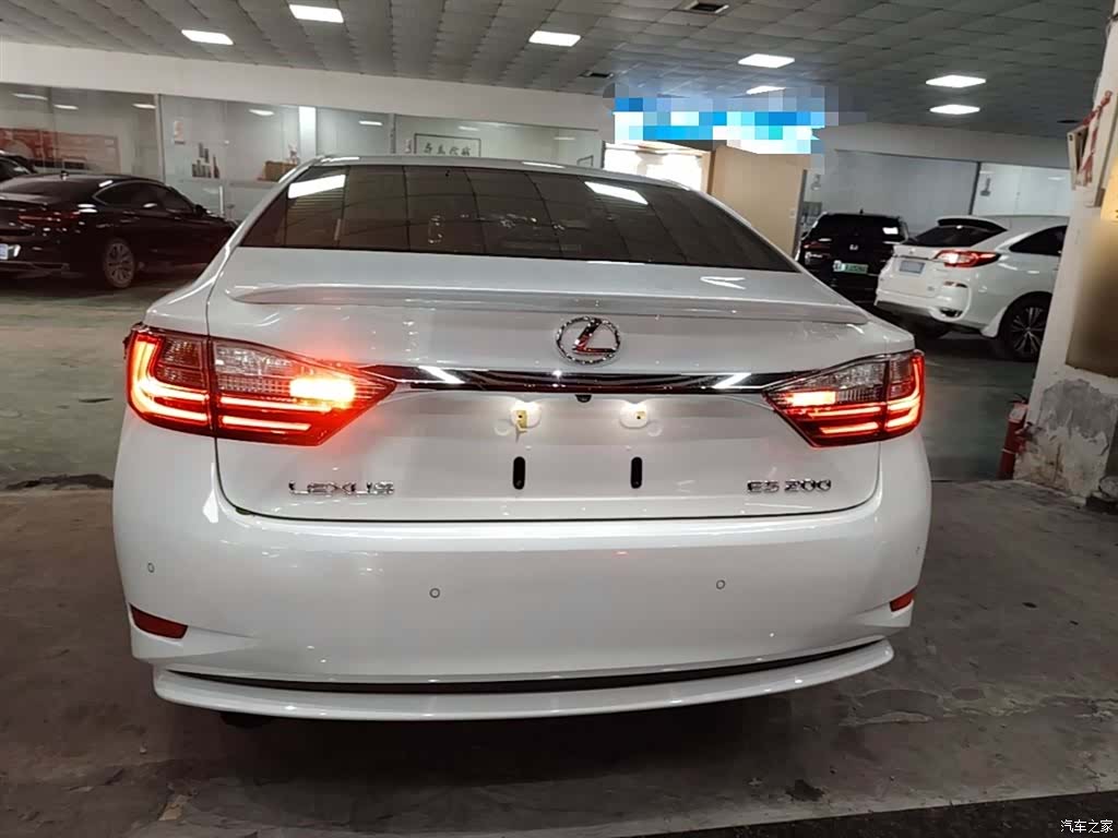 Lexus ES, 2016 6