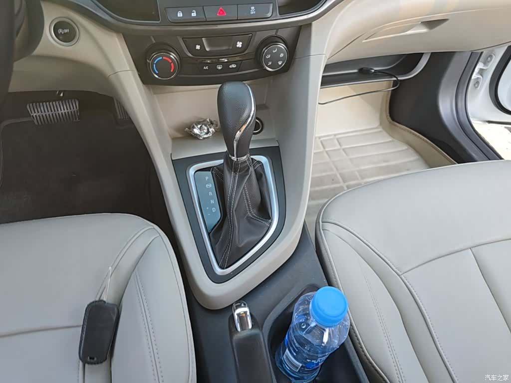 Buick V, 2017 14