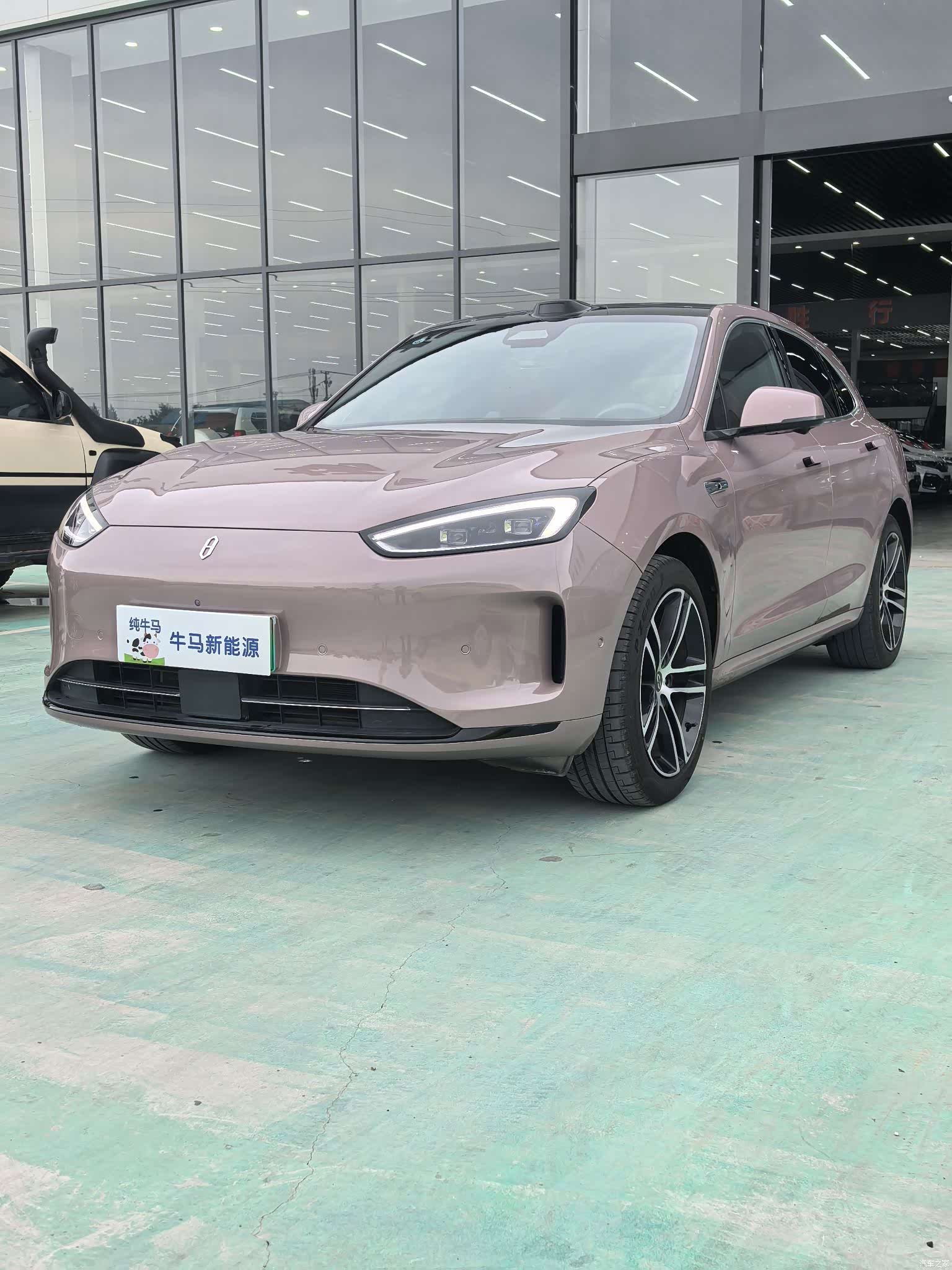 AITO M5, 2023 3