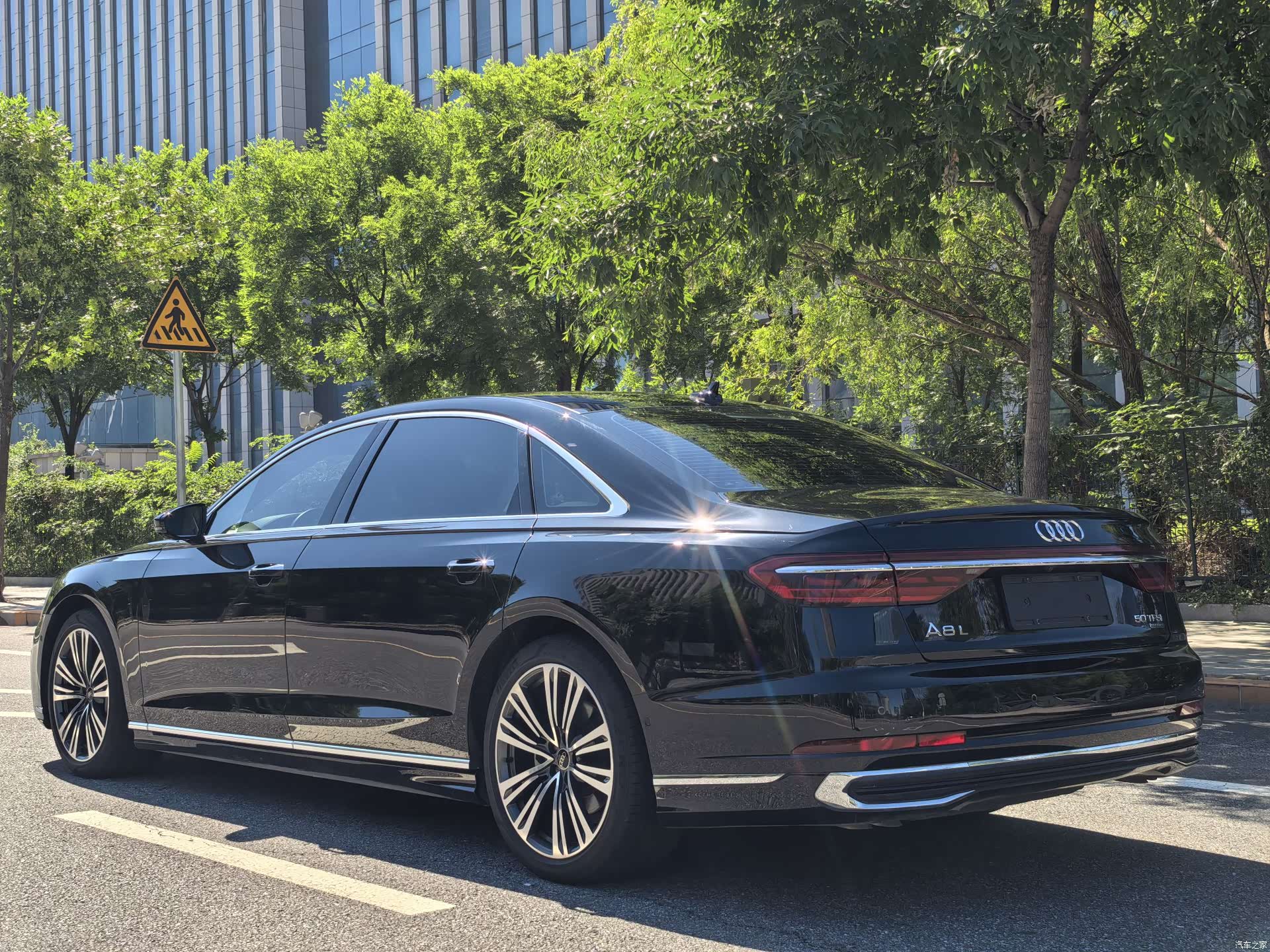 Audi A8L, 2024 17