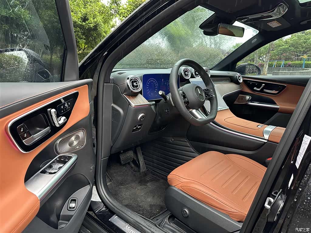 Mercedes-Benz GLC, 2025 4