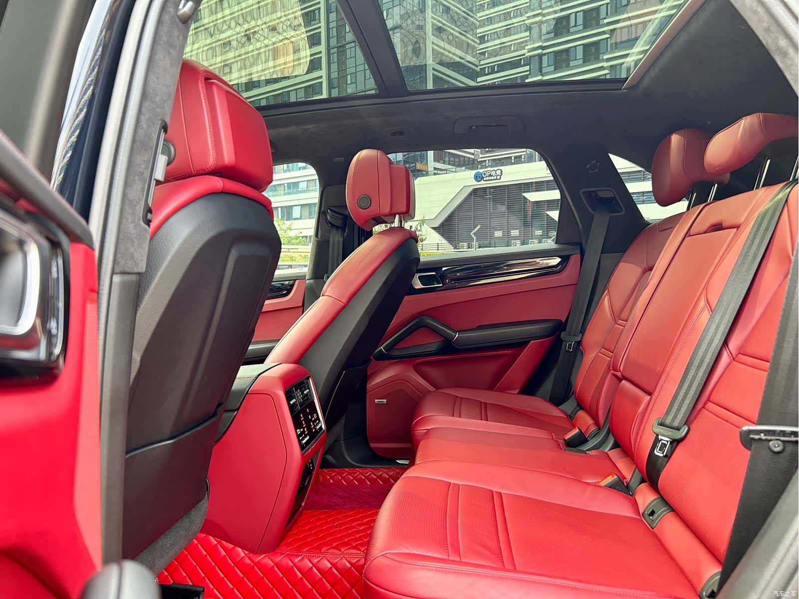 Porsche Cayenne, 2022 10