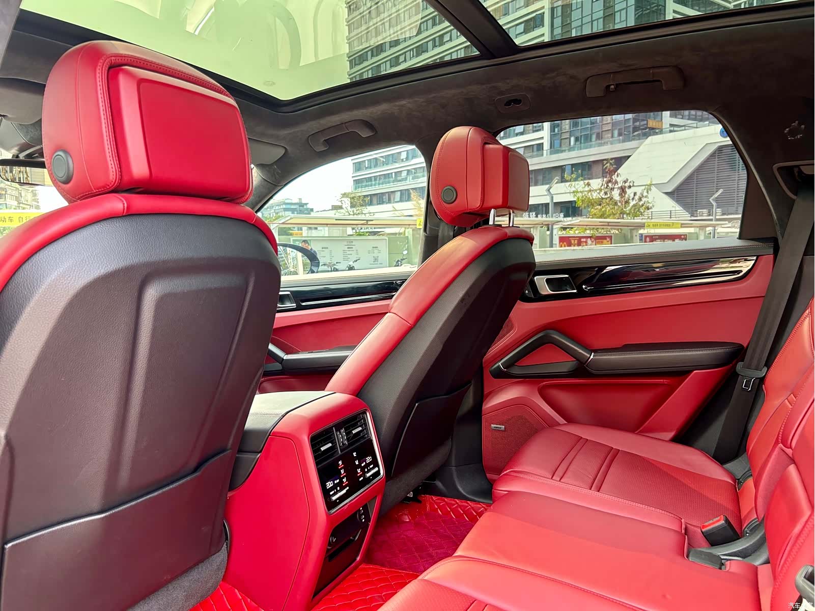Porsche Cayenne, 2022 9