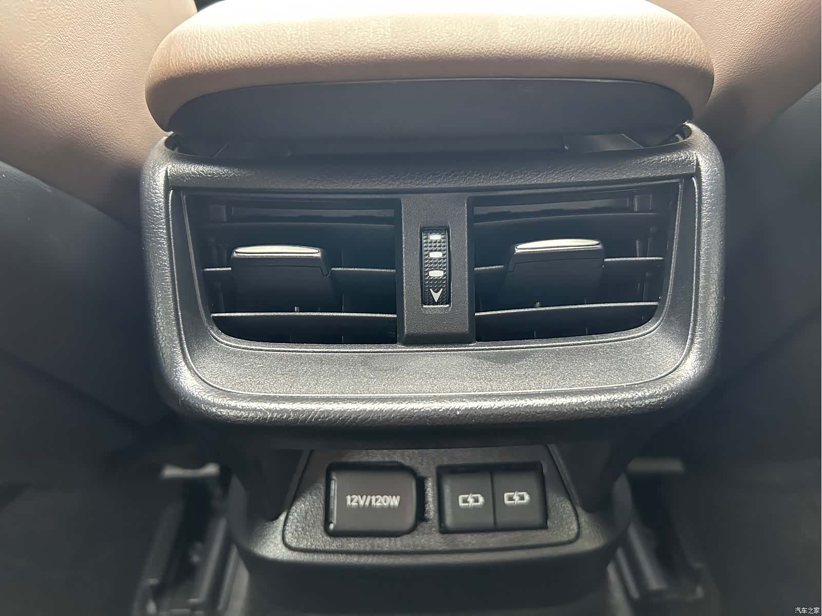 Lexus ES, 2022 17